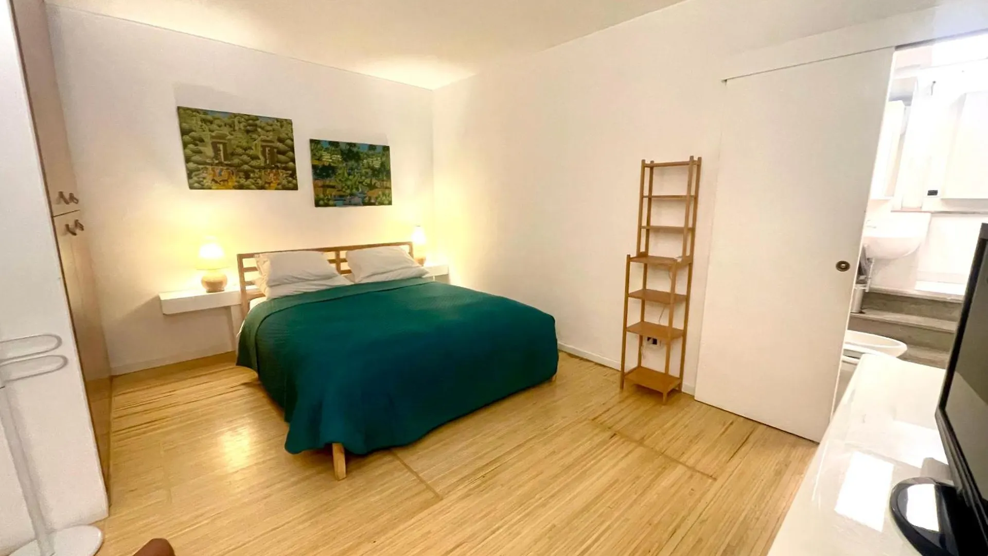 Apartment Foro Italico, Auditorium,Ponte Milvio, Ministero Degli Esteri, 'Monte Mario Hill
